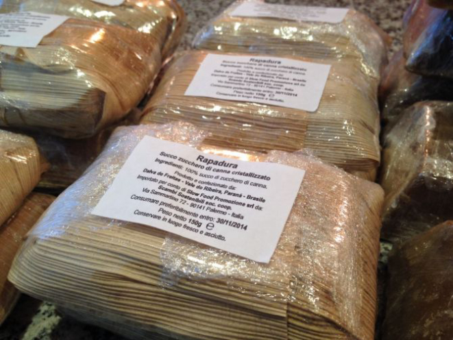 Rapaduras devidamente embaladas e etiquetadas para viajar. Foto: Rafael Bonilha/Divulgação