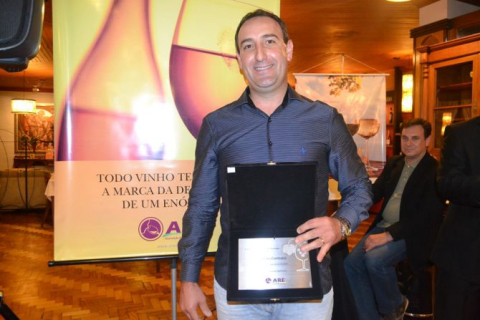 Delto Garibaldi é eleito Enólogo do Ano