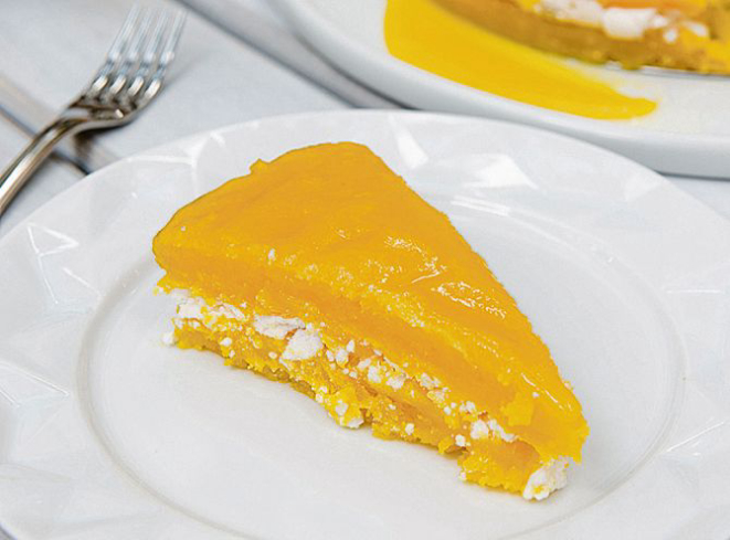 No café, torta encharca da de ovos com merengue. Foto: Fred Kendi/Gazeta do Povo