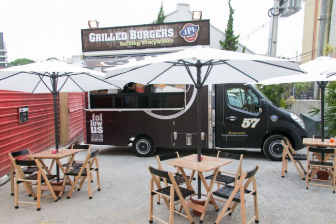 O JPL Burguer vai servir quatros versões de hambúrgueres. Foto: Divulgação.