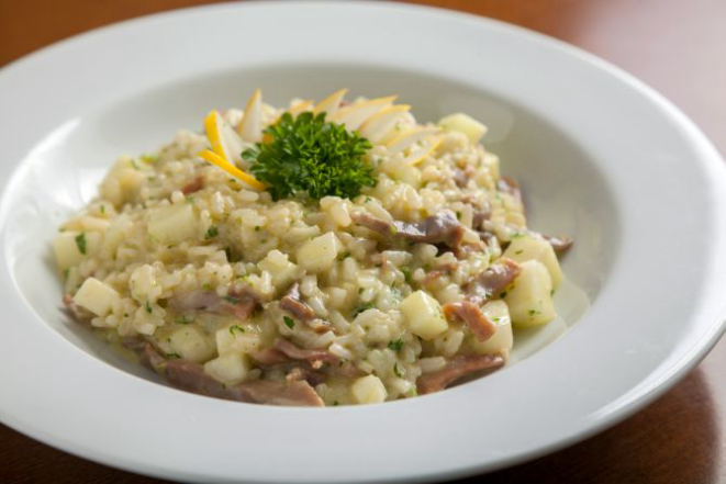 Risotto di prosciutto crudo e melone (risoto de presunto cru e melão). Foto: Fernando Zequinão/Gazeta do Povo