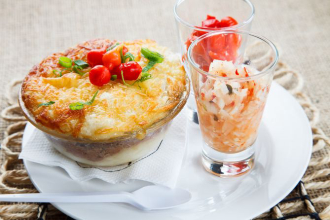 Armazém Santa Ana - Escondidinho de Barreado recheado com banana. Foto: Beto Eterovick/ Divulgação