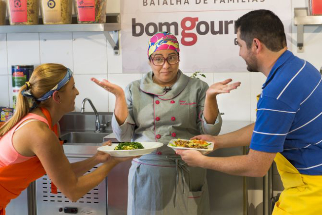A chef Eva dos Santos escolhe um vencedor toda semana. Foto: Fred Kendi / Gazeta do Povo.