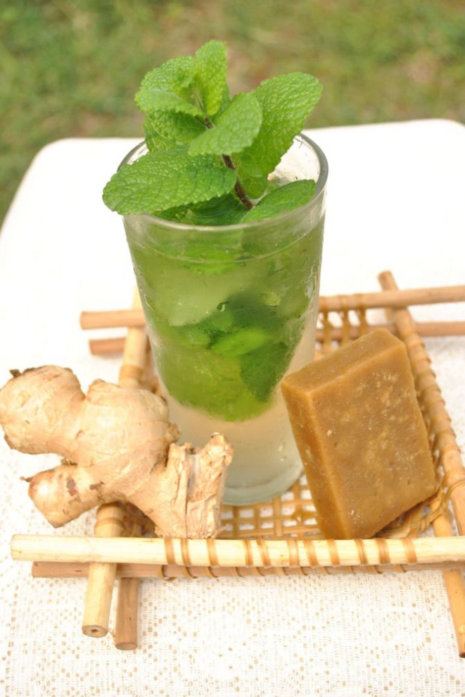 Drink Sambaqui desenvolvido pelo mixologista Maurício Campos. Foto: Ellen Oliveira/Divulgação