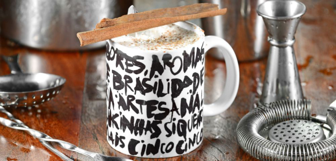 Big Lebowski - releitura de um clássico, feito com cachaça. Foto: Marcelo Krelin.