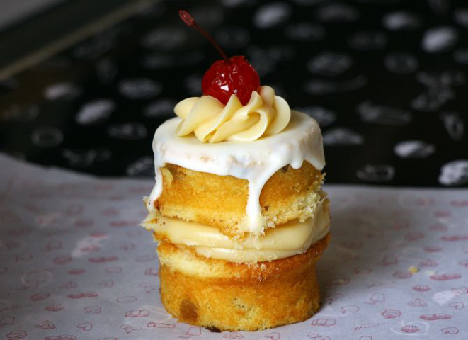 Mini naked cake do Sugar To Go. Foto: Rodrigo Sóppa/Gazeta do Povo