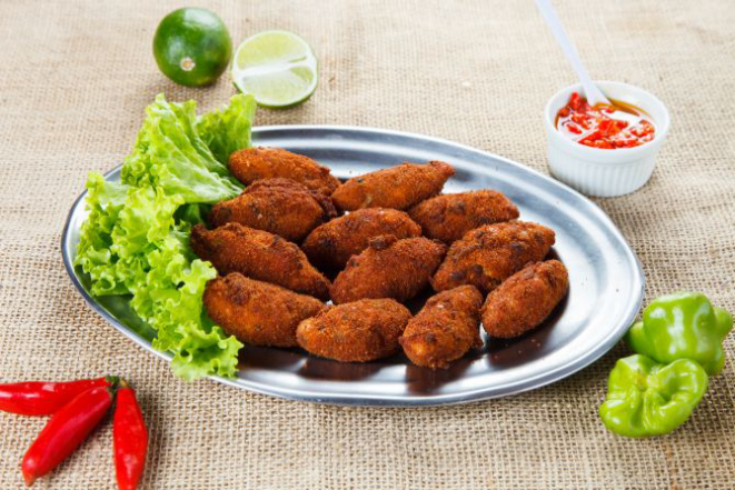 Um dos petiscos que concorre ao prêmio nesse ano é o bolinho de siri da Cantina Açores. Foto: Beto Eterovick