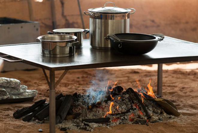 Chapa usada para cozinhar. Foto: Reprodução/Band.