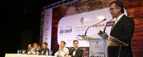 Abrasel discute gorjetas e trabalho intermitente