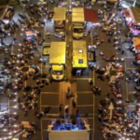 Confira fotos da Parada Truck Maringá