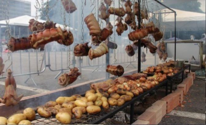 Varal de carnes: a porção mista sai por R$ 25. Foto: Divulgação