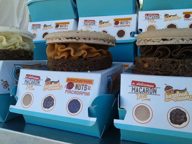 No foodtruck Brownie Burger, são vendidos brownies em formato de hamburguer.