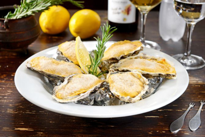 Ostras flambadas. Fotos: Divulgação