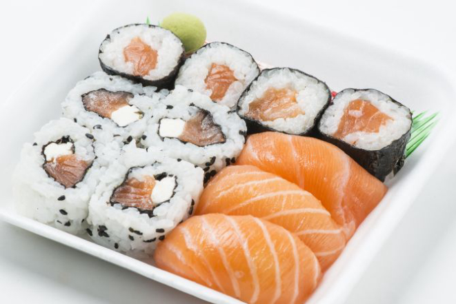 Competidores terão 70 minutos para montar um prato com 28 peças durante evento. Foto: Letícia Akemi/Gazeta do Povo