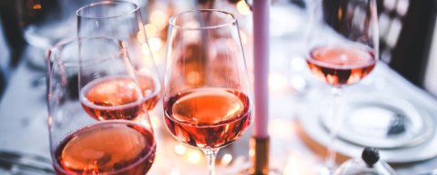 Os 10 melhores vinhos rosés de até R$ 150