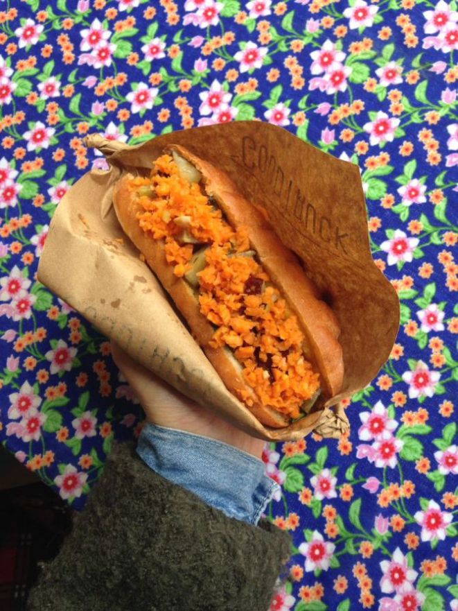 Sanduíche do Good Truck (R$ 15): a renda será usada para um projeto social para pessoas em situação de dificuldades. Foto: Divulgação.