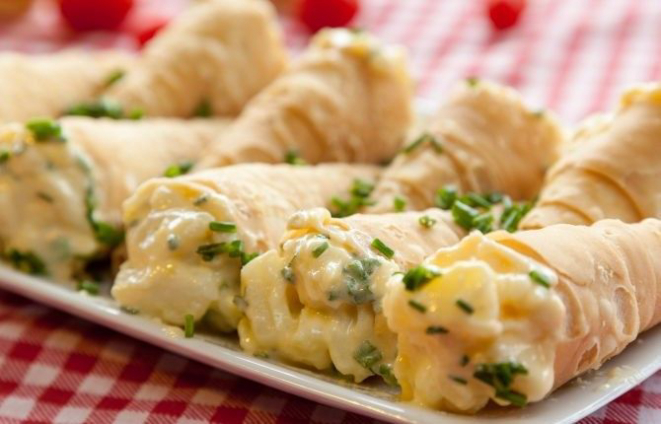 Canudinhos de maionese do . Foto: ?