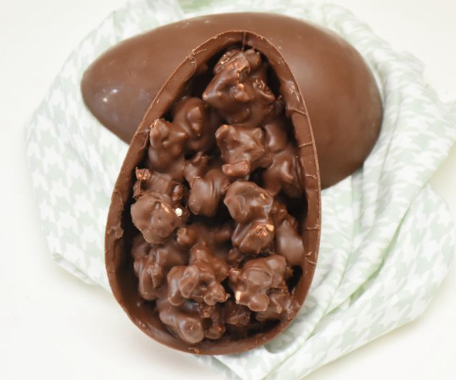 Ovo de pipoca caramelo com flor de sal. Foto: Divulgação