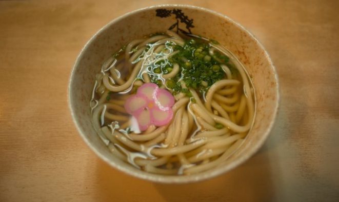 Udon, macarrão de farinha. Foto: Pixabay