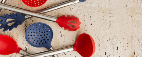 Leve de brinde modernos e coloridos utensílios para a sua cozinha