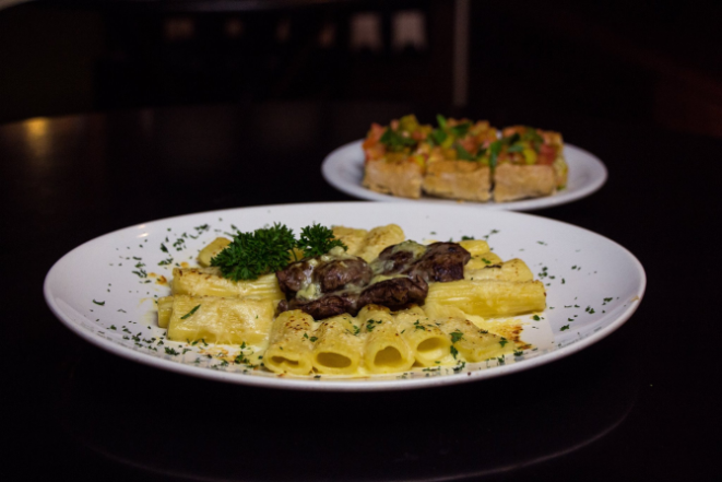 Filé mignon ao molho gorgonzola é a escolha da casa para o prato principal. Foto: Divulgação