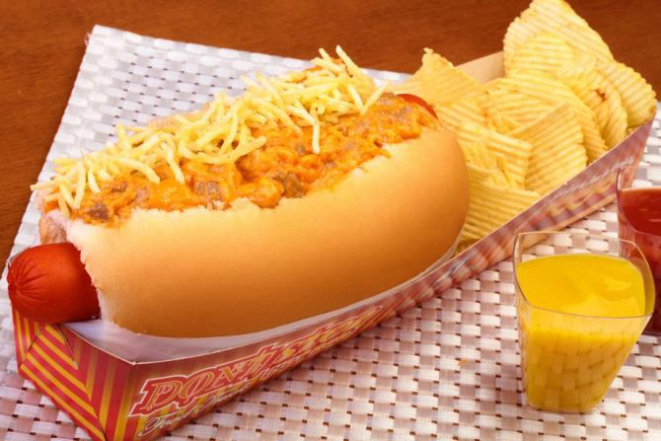 Cachorro-quente de estrogonofe da Don't Stop Hot Dog. Foto: Divulgação