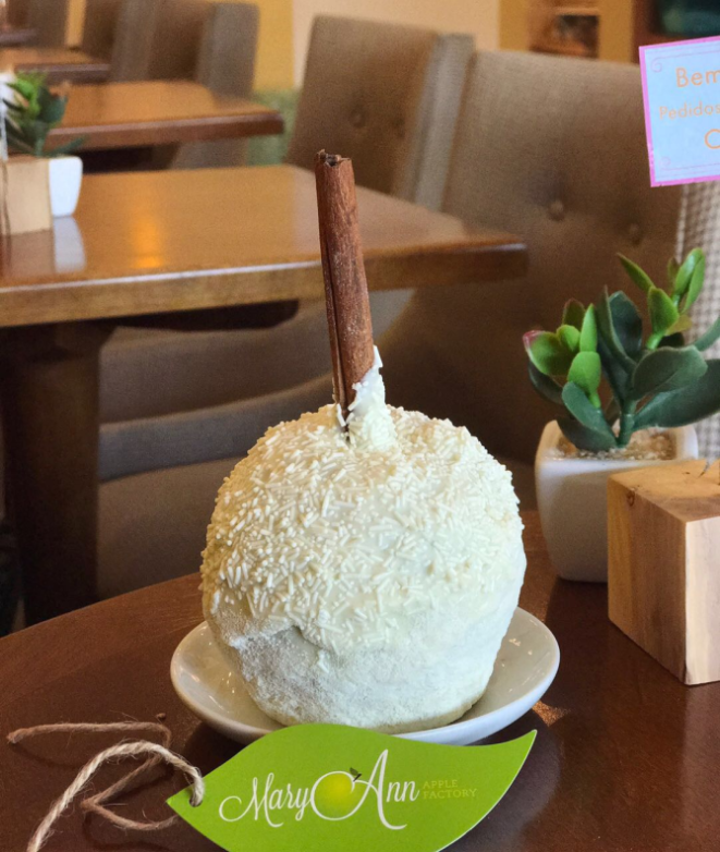 Maçã de leite Ninho da doceria Mary Ann Apple Factory. Foto: Divulgação.