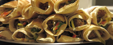 Festa junina árabe tem shawarma, falafel, esfiha e kibe a partir de R$ 4