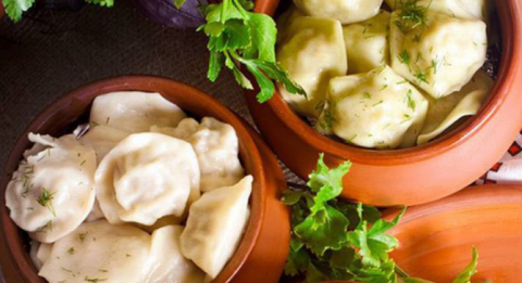 Ópera de Arame tem festival gastronômico de comida ucraniana