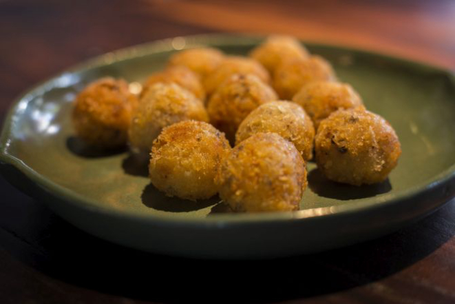 Arancini da La Champagneria. Foto: Venâncio Filho/Divulgação
