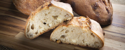 Padaria premiada dá desconto em quatro pães nesta sexta (22)