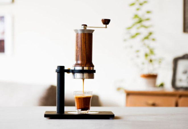 Cafeteira Aram fez sucesso em plataforma de financiamento coletivo e agora passa a ser vendida para o público geral. Foto: Divulgação
