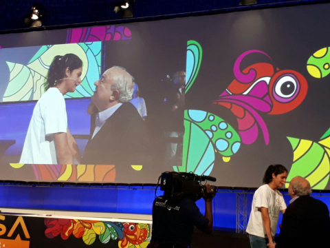 Manu Buffara chora ao falar da horta urbana de Curitiba em São Paulo