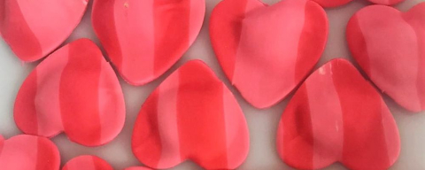 Casa de massas cria ravióli cor-de-rosa em formato de coração