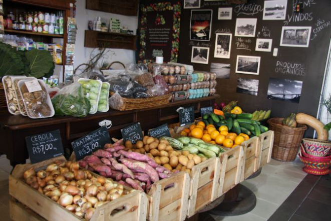 O Quitanda do Paladar é o único local que vende produtos orgânicos no mercado. Foto: Juliana Gomes.