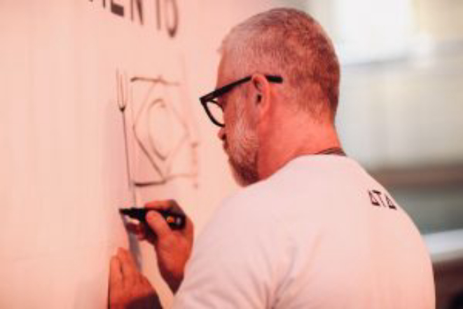 O chef Alex Atala foi o responsável pela curadoria dos palestrantes, que teve 30 especialistas brasileiros e estrangeiros. Foto: Leandro Martins/divulgação.