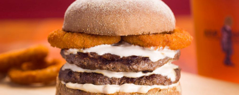 Fim de semana tem drinks, curso de cerveja e domingueira com trucks