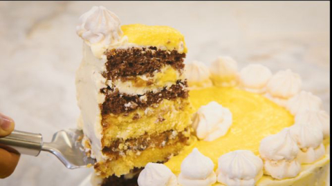 Marta Rocha de pinhão