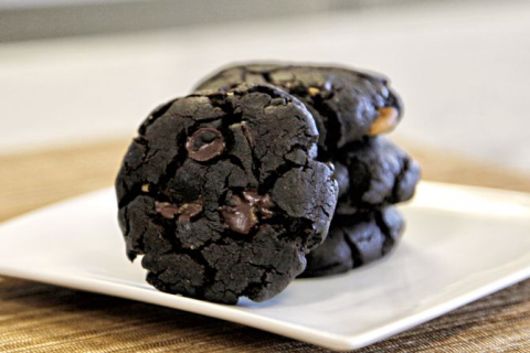 Cookie vegano de chocolate fácil de fazer em casa