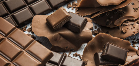 O fim do chocolate ao leite? Mercado aposta em versões amargas e saborizadas