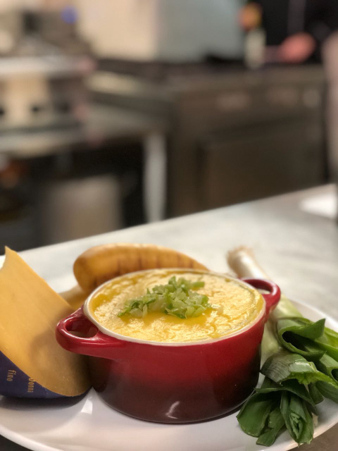 Creme de mandioquinha com alho-poró