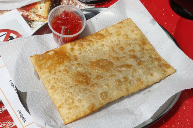 Pastel será uma das opções da feita Gastronômica do Futebol. Foto: Hugo Harada/Gazeta do Povo.