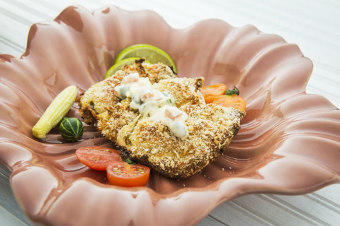 Filé de peixe porquinho empanado