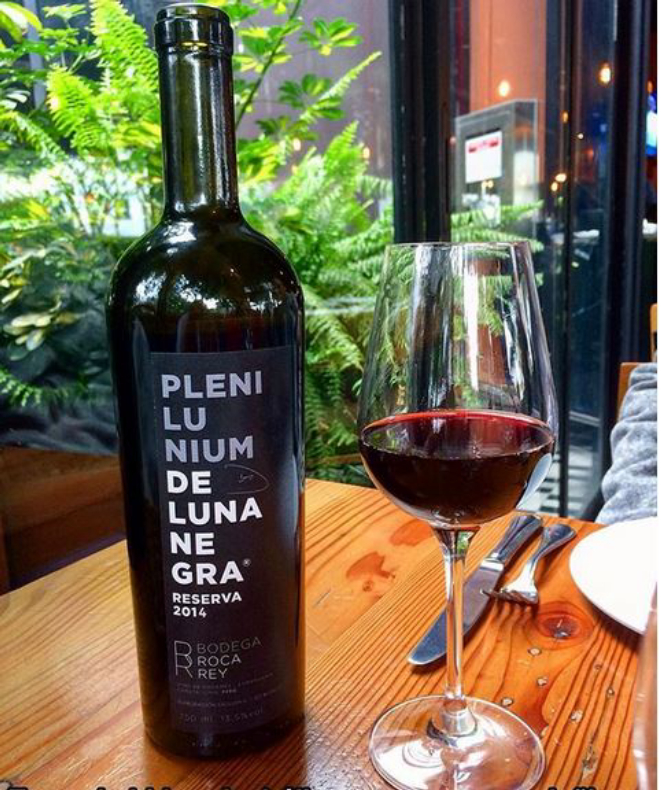 Plenilunium Luna Negra, rótulo premiado da Bodega Del Rey. Foto: Reprodução/Instagram.