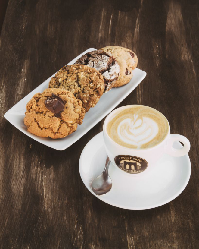 Cappuccino + 1 homemade cookie