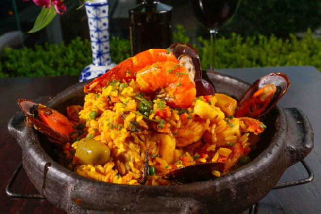 A paella é um dos pratos que será servido. Foto: Divulgação