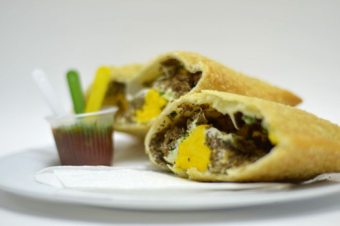 Pastel de carne com ovo é eleito três vezes como o melhor de Curitiba