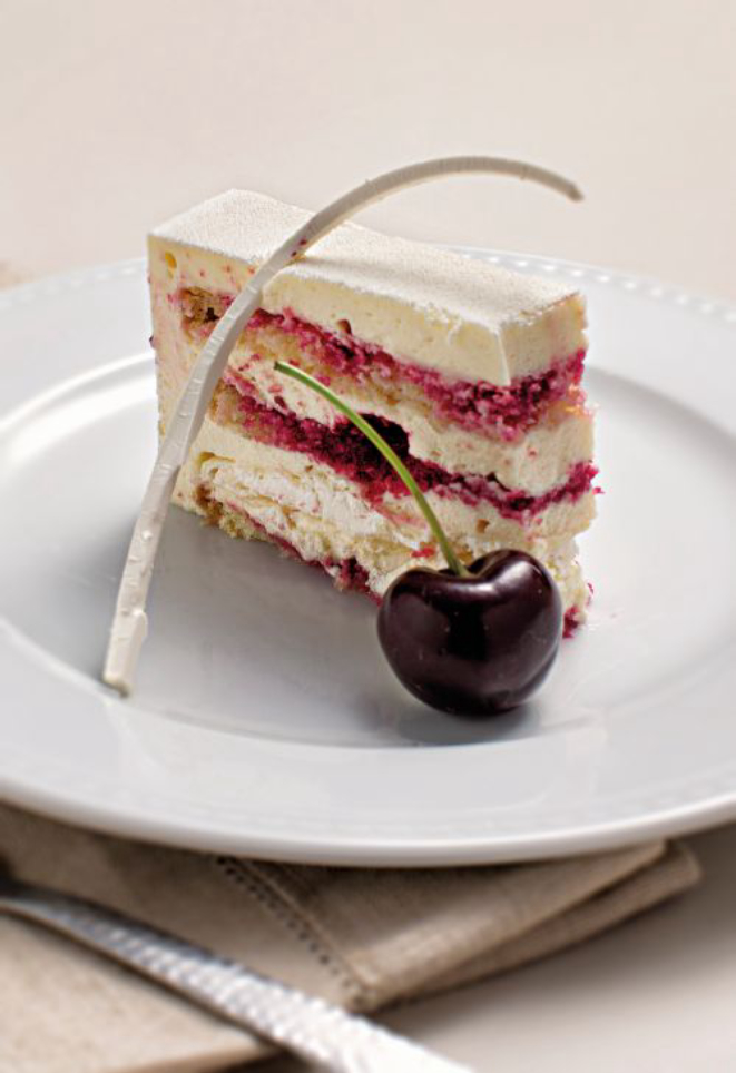 Detalhe do entremet: bonito por fora e por dentro. Foto: Alexandre Mazzo/Gazeta do Povo