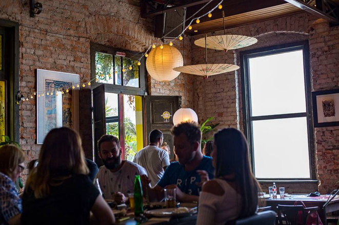 O buffet de almoço do Lagundri passa a ser servido todos os sábados. Foto: divulgação.