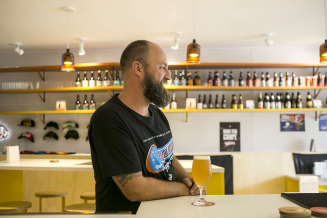 Bisneto do fundador, Beto Glaser decidiu resgatar a receita histórica trazida da Áustria no século 19. Foto: Marcelo Andrade/Gazeta do Povo.